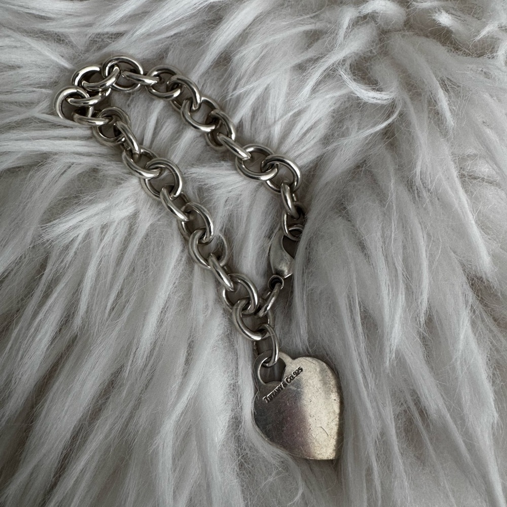 Silver Heart Pendant Chain bracelet